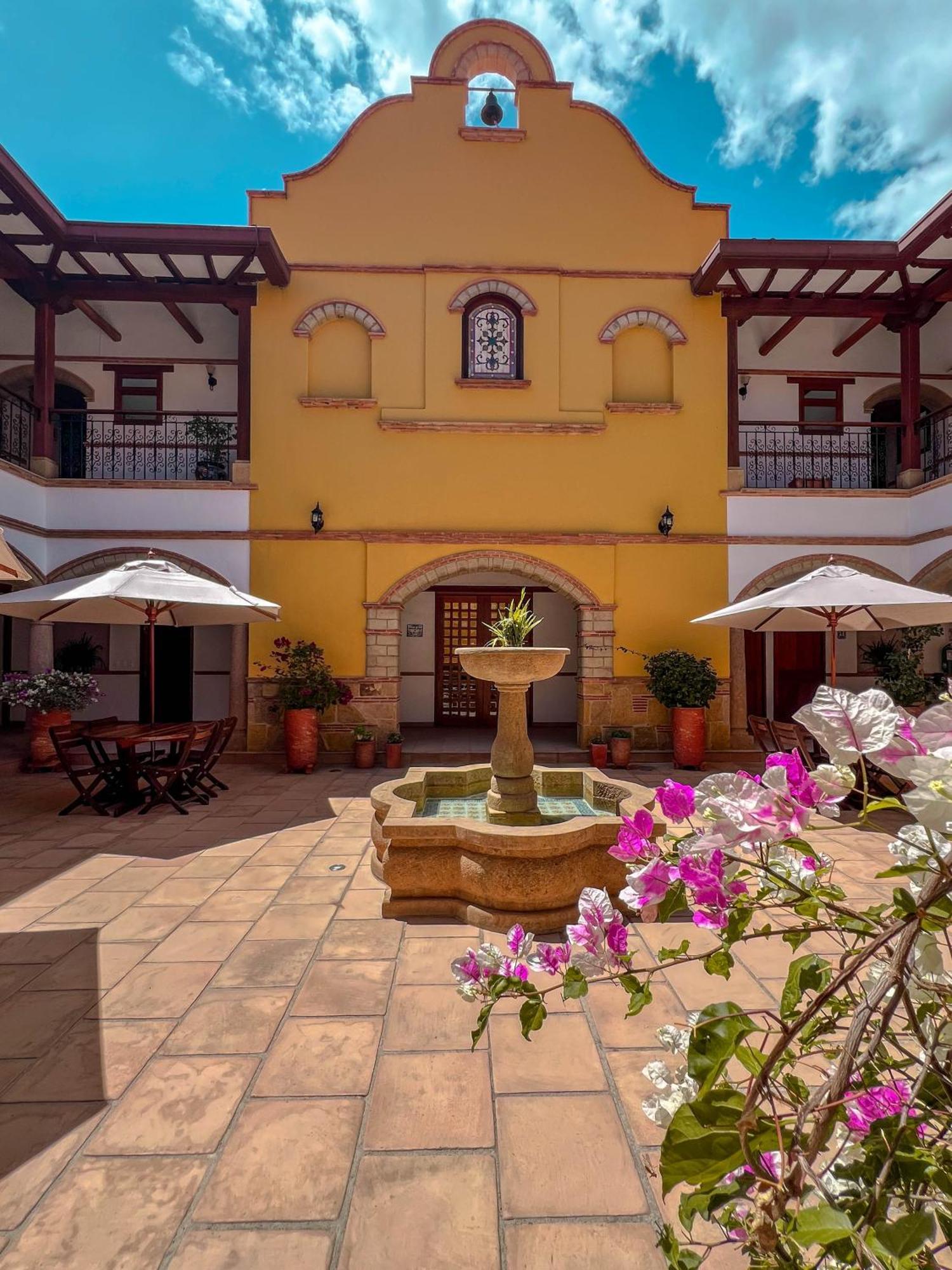 Maria Bonita Hotel Вилья-де-Лейва Экстерьер фото